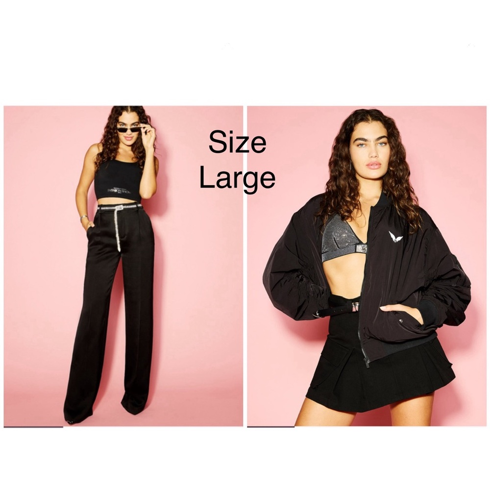 😍VS 2024 Fashion Show Bundle - Size Large 😍